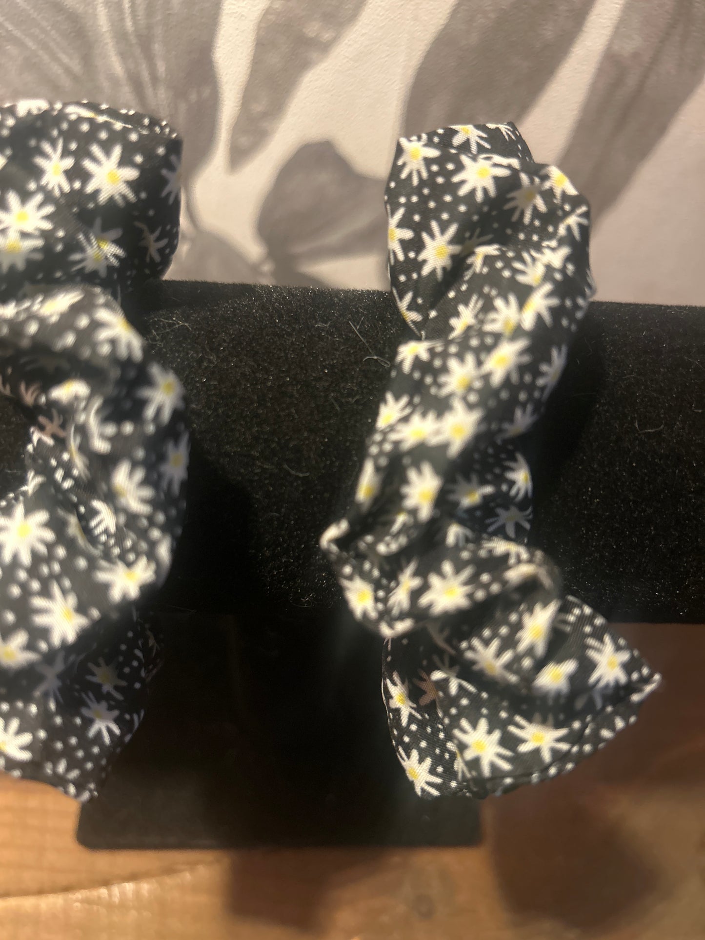 Black Daisy Scrunchie