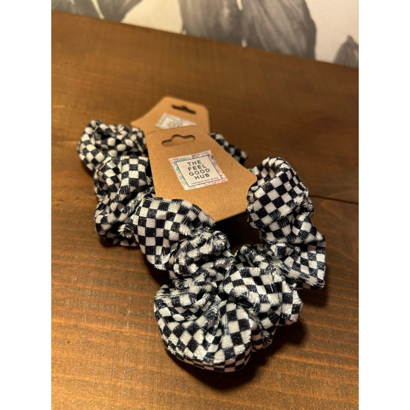Black & White Chequered Scrunchie