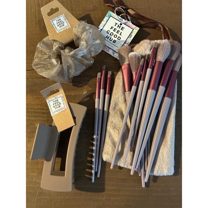 Taupe 13pc Make Up Brush Set