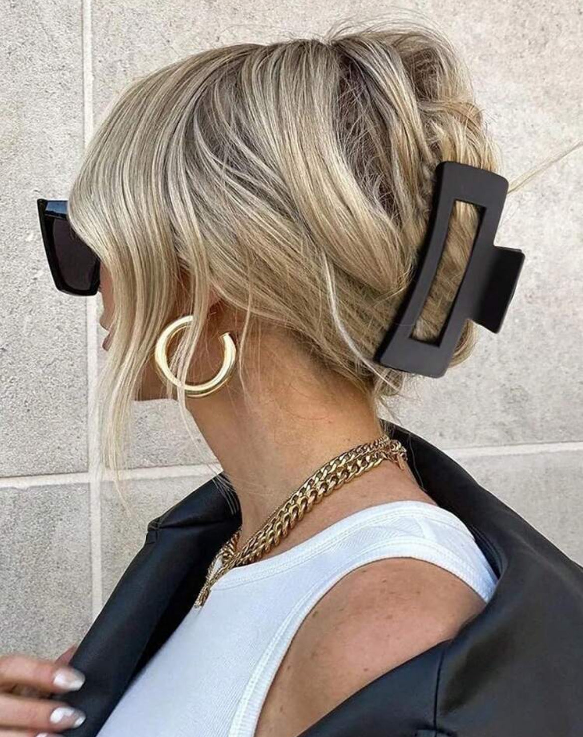 Black Claw Clip