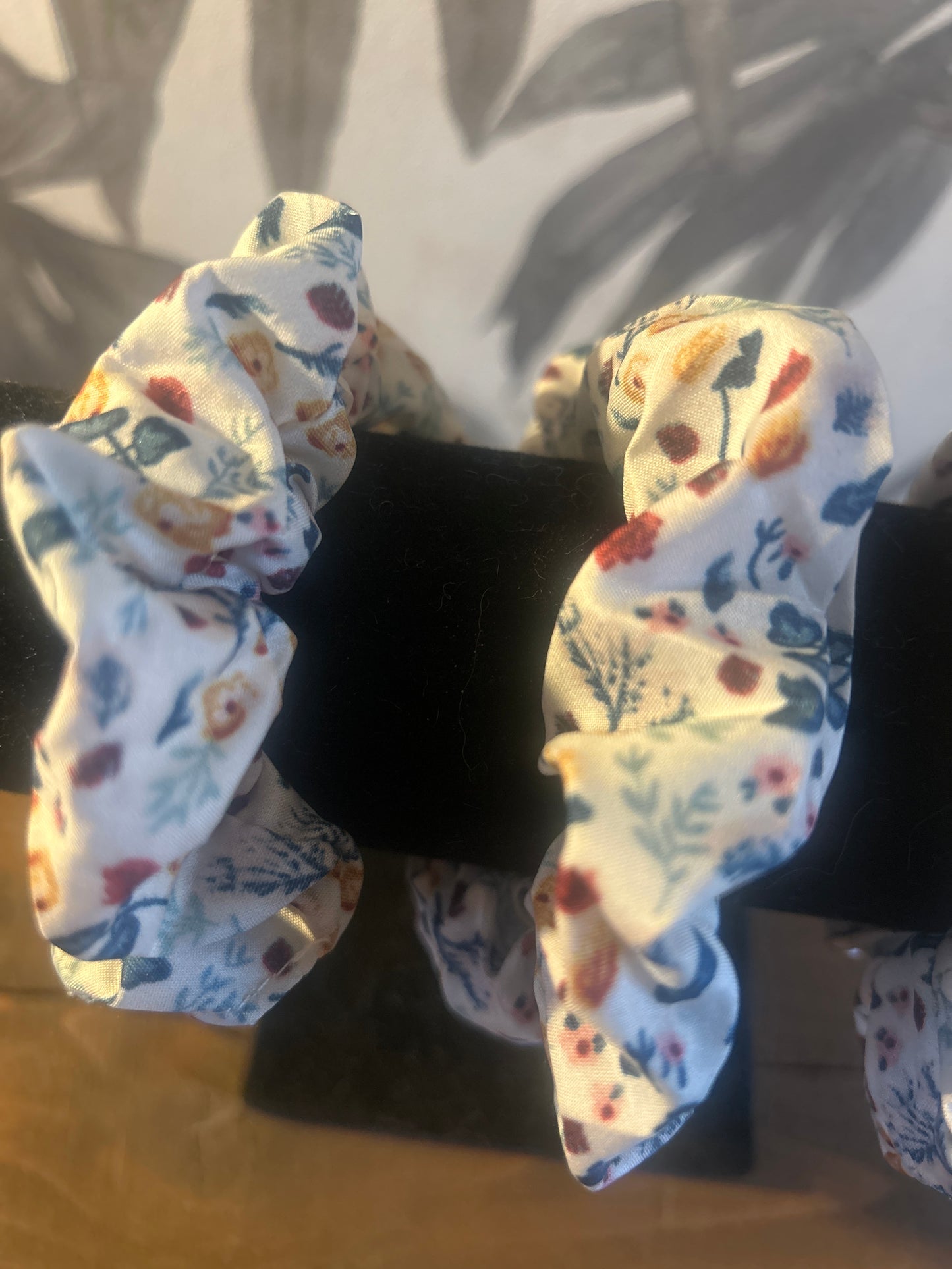 Cream Floral Scrunchie