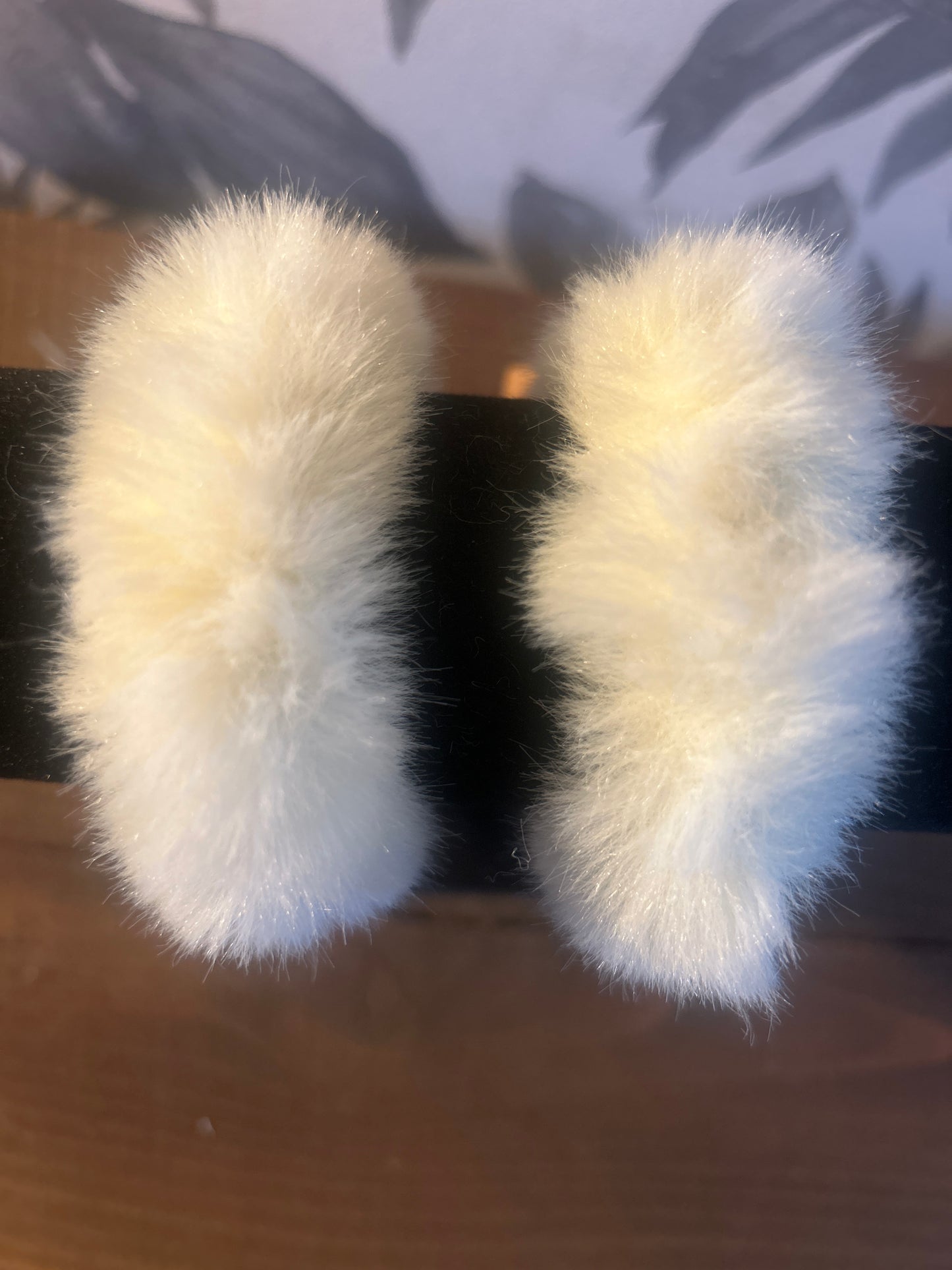 Cream Fluffy Bobble